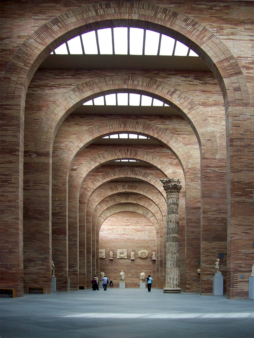 Architecture | Rafael Moneo: Flashbacks to Brick Virtuosity in Mérida