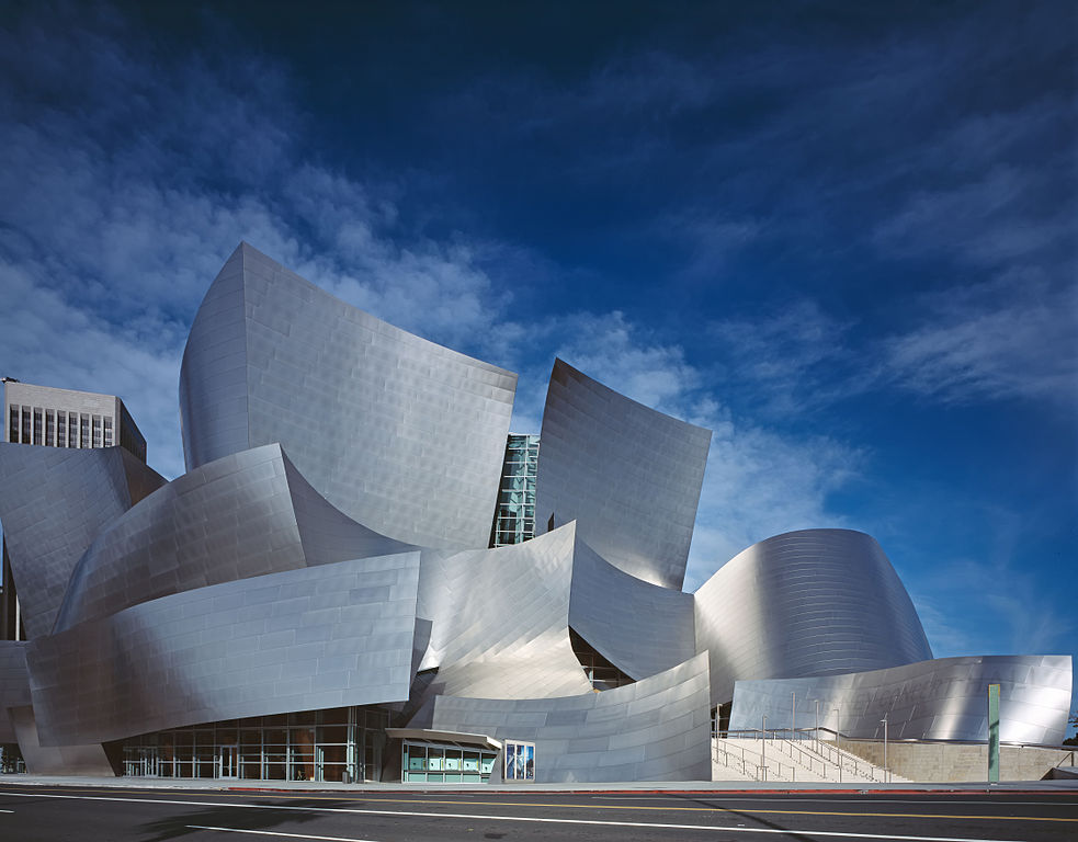 Interview | Garth Clark, Frank Gehry and Lilly Disney