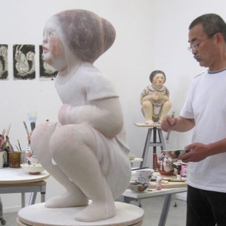 Akio Takamori in his studio, 2013