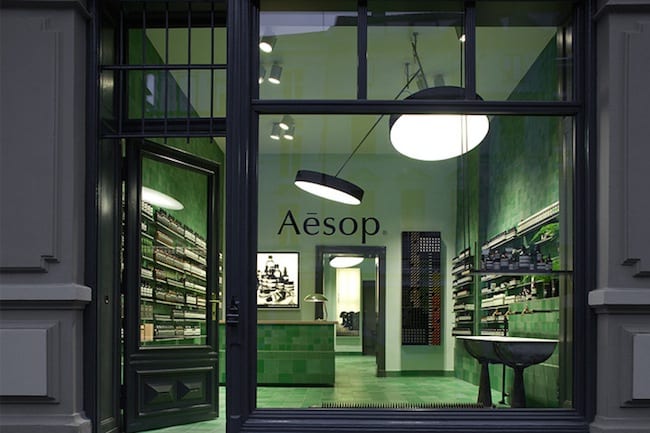 Architecture | A Green Room by Weiss-heiten for Aesop Mitte