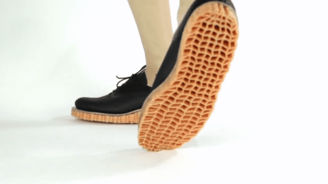 Video | 3D Weaving Has Applications for Sports, Medicine and Architecture