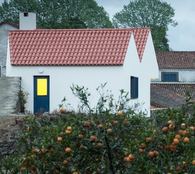 Architecture | Caseiros House at Quinta Da Boavista by SAMF Arquitectos