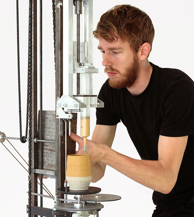 Technology | Daniel De Bruin: Ceramic Printing with a Smidge of Analog