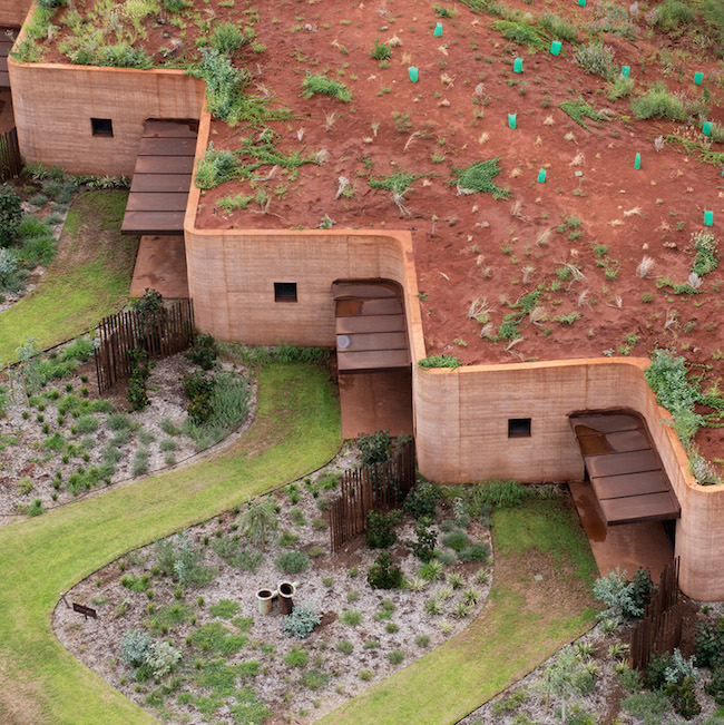 Architecture | The Great Wall that Clay Built in Australia