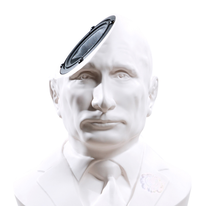 Not Clay But… | Petro Wodkins Makes Putin’s Bust a Speaker Then Explodes it in Political Performance