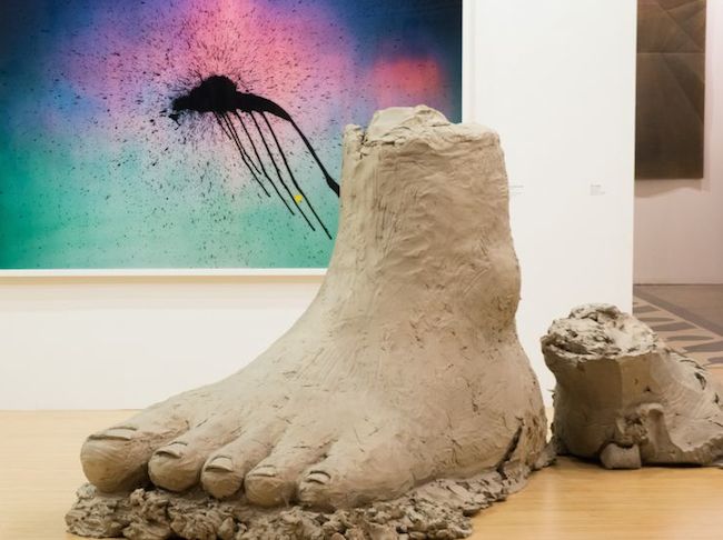Spotted | This Week: Big Feet, Time Lapse Clay and Pondering Infinity