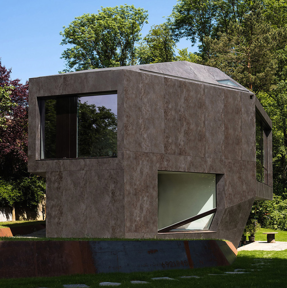 Architecture | Daluz Gonzalez Architekten’s Casa Forest in Switzerland
