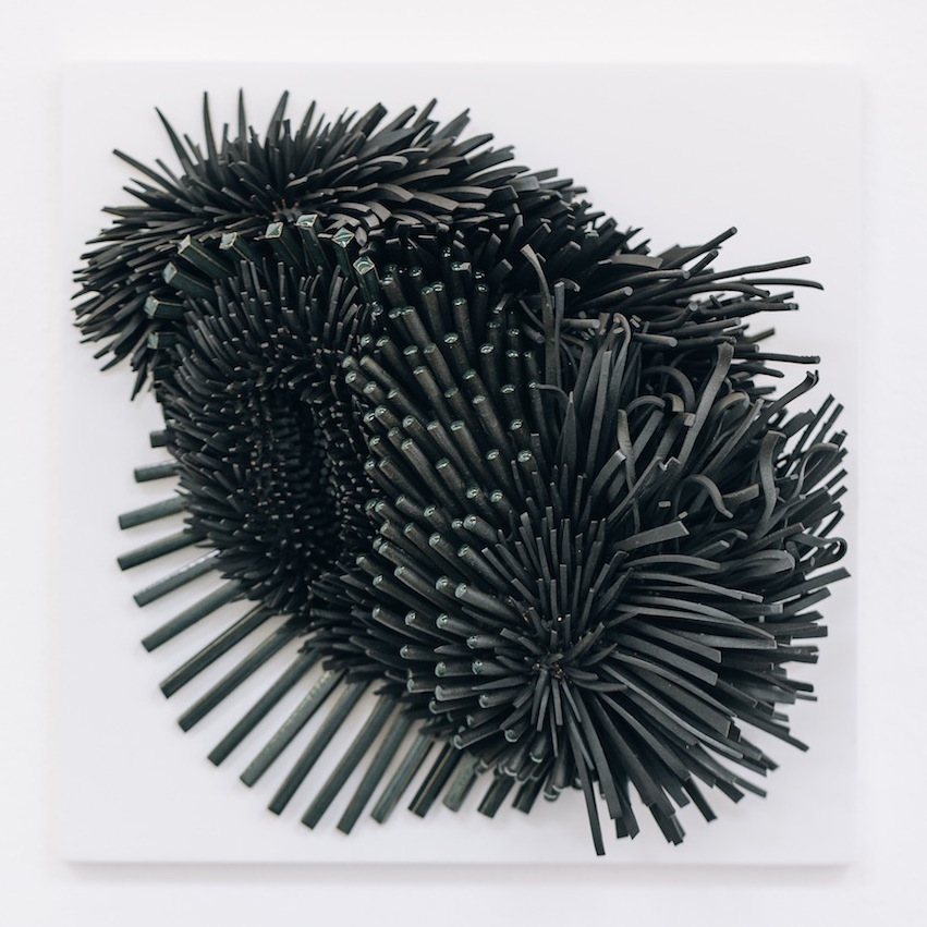 Exhibition | Delicate, Sharp Works Coming into their Own with Zemer Peled’s “Nomad”
