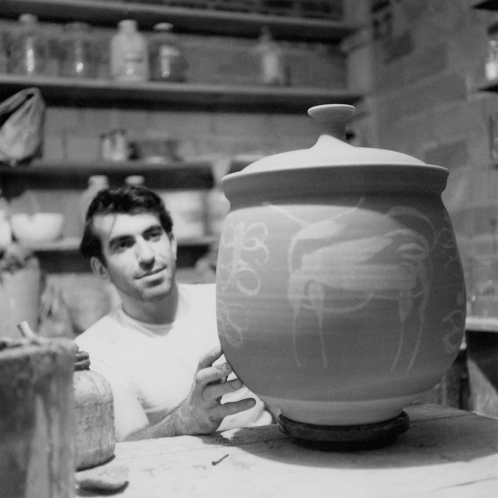 Exhibition | New York Times Lauds Voulkos, but Misses the Point