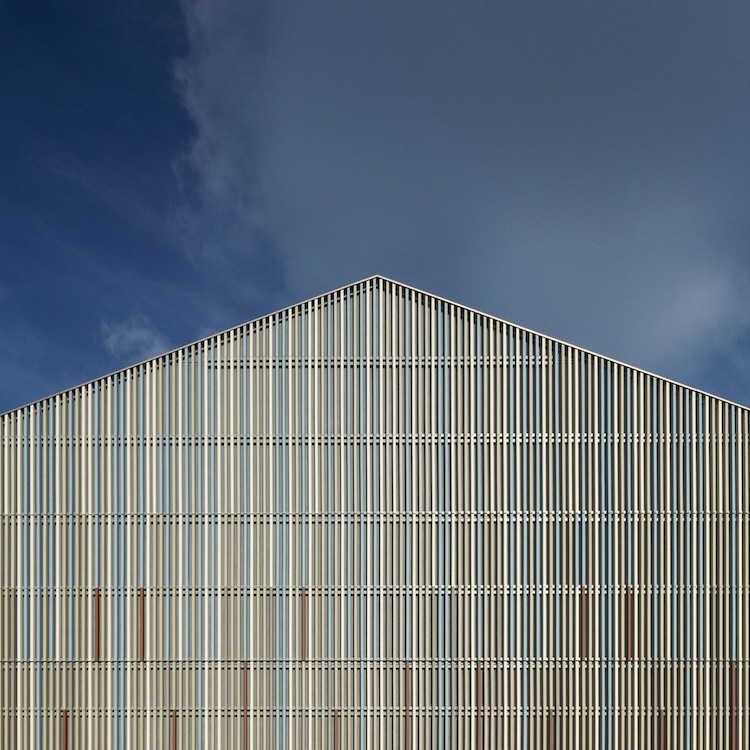 Architecture | The Welding Institute – NBK’s Mesmerizing Custom Terracotta Slats