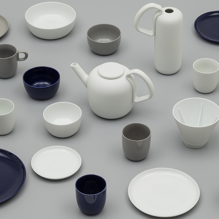 Design | Tactually Inclined Porcelain Tableware by Leon Ransmeier