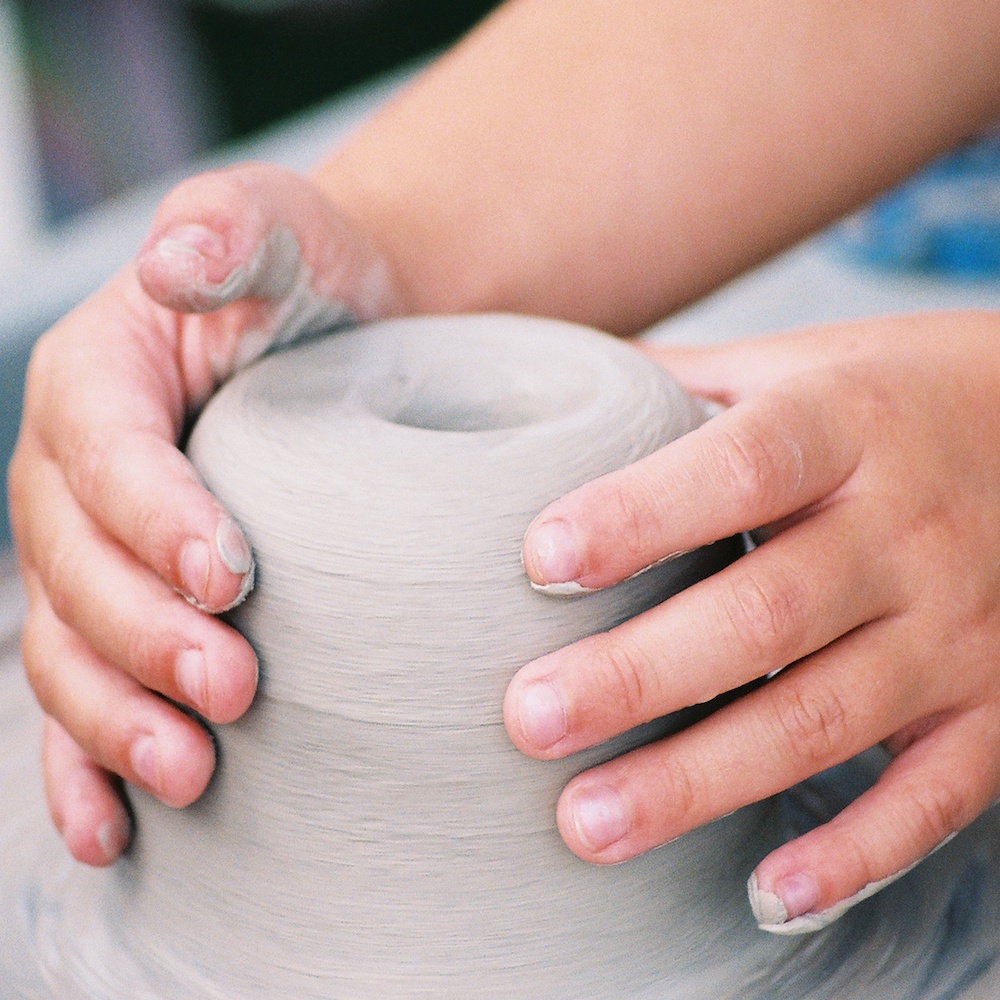 Video | Ceramics Summer Camp: Children Take their First Spin on the Wheel