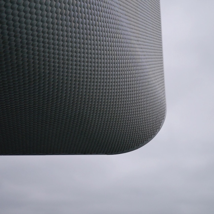 Architecture | Renzo Piano’s Pearlescent Ceramic Discs at Centro Botín