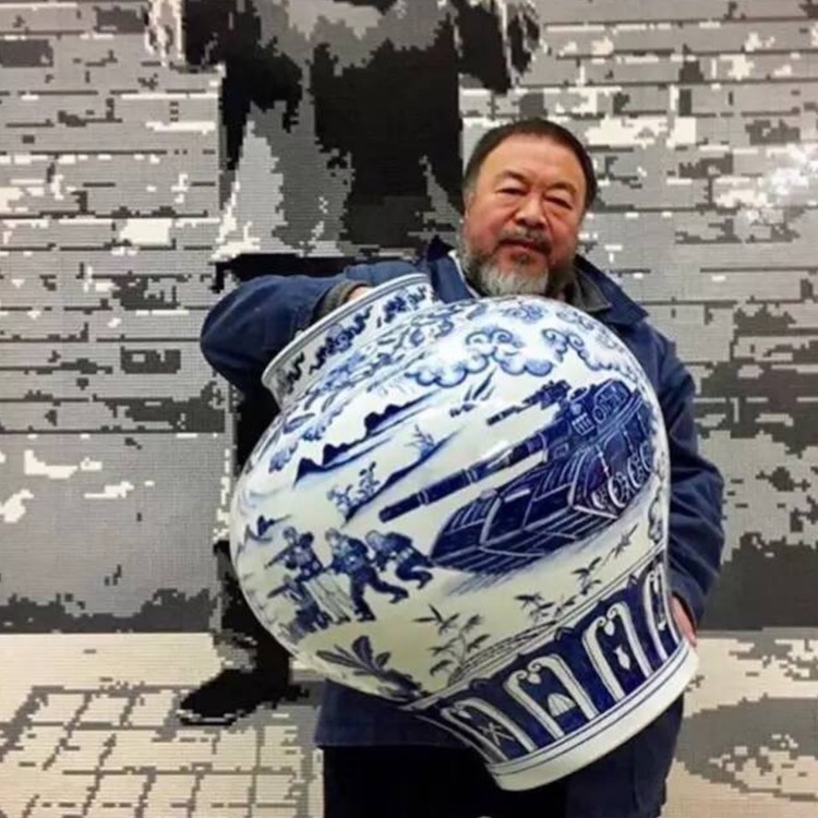 From the Vault | Ai Weiwei on Porcelain, The Artist’s First Exhibition in Istanbul