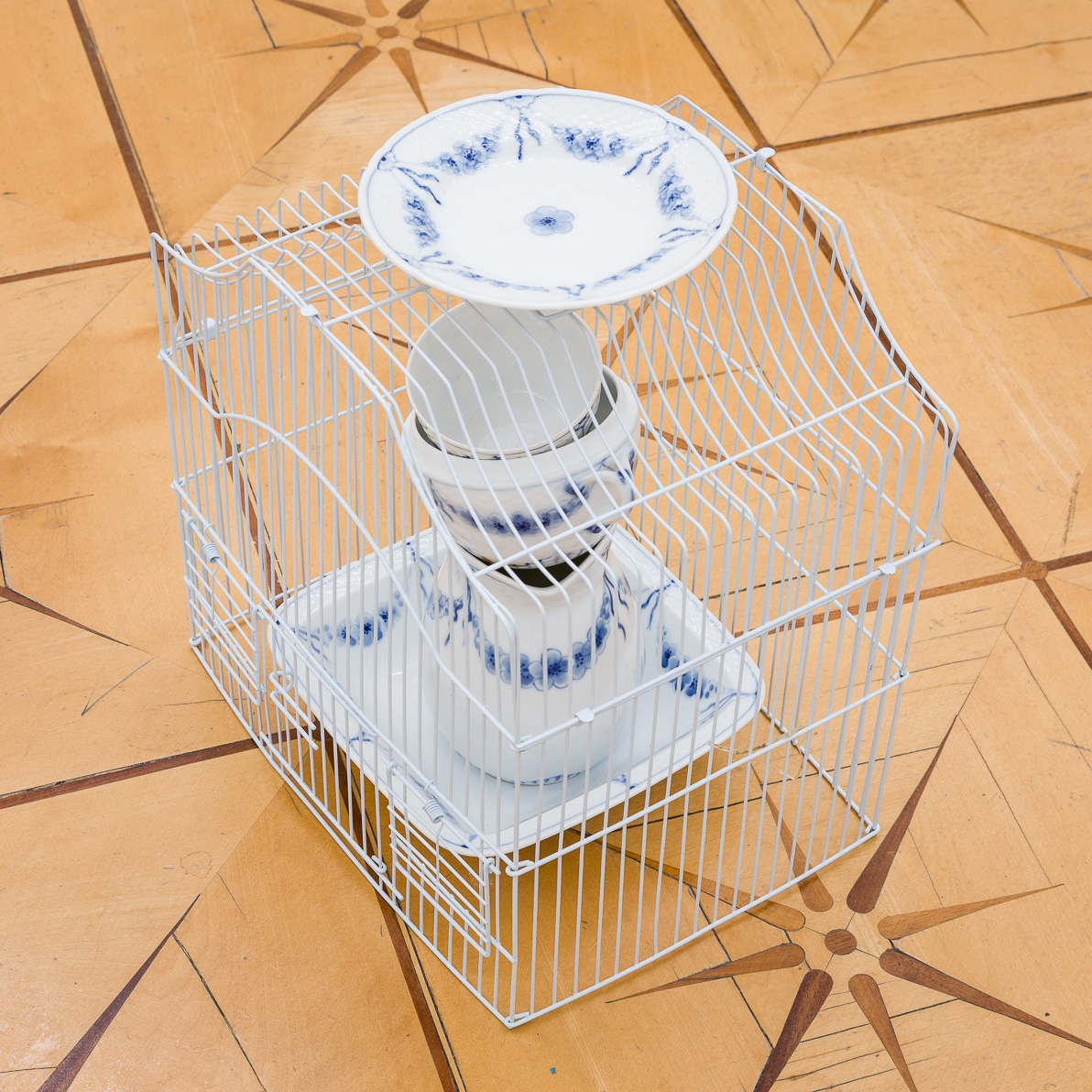 Feature | Nina Beier’s Porcelain Dinnerware Inhabits Birdcages